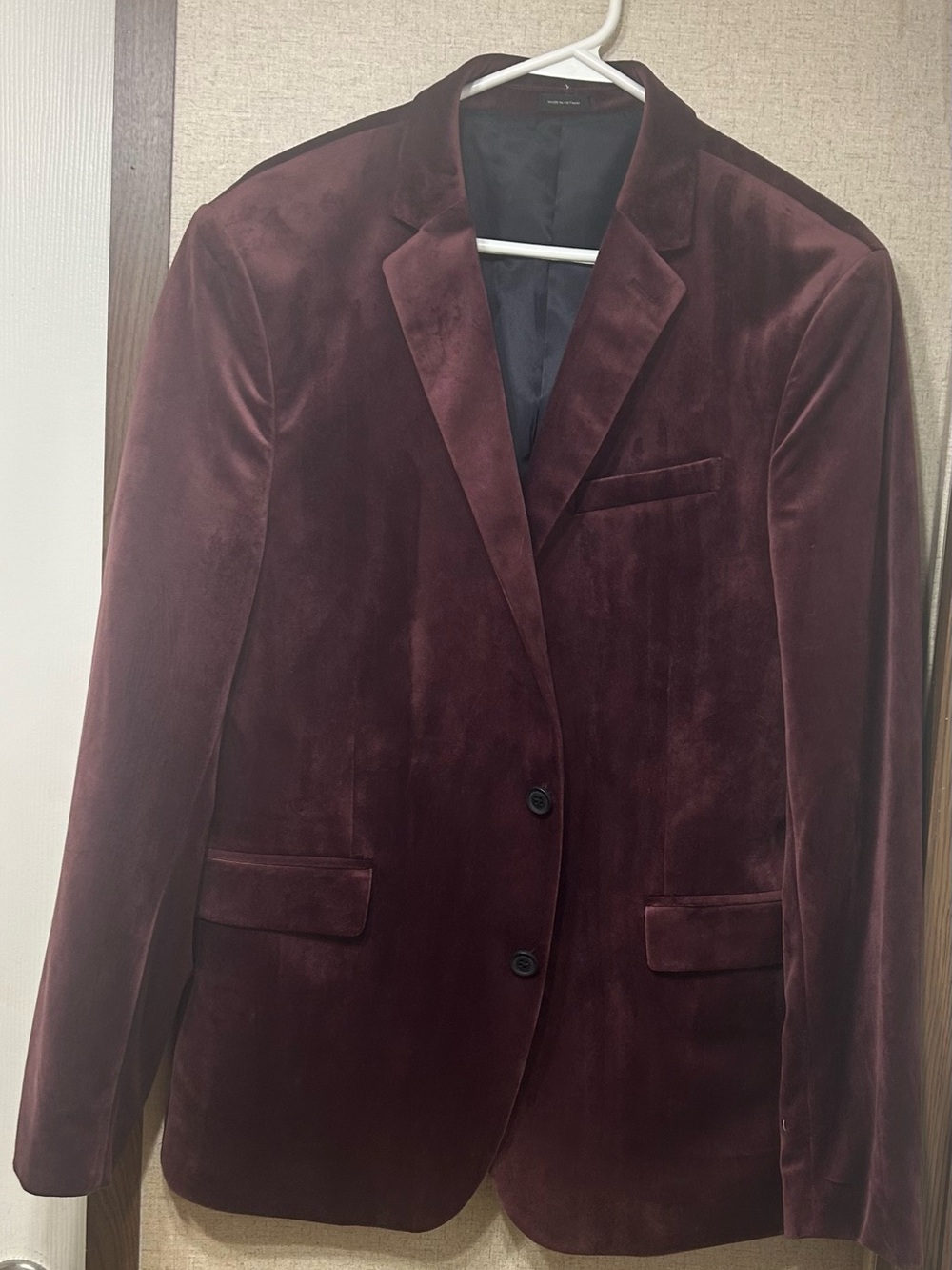 Men's Velvet Blazer in Rich Burgundy